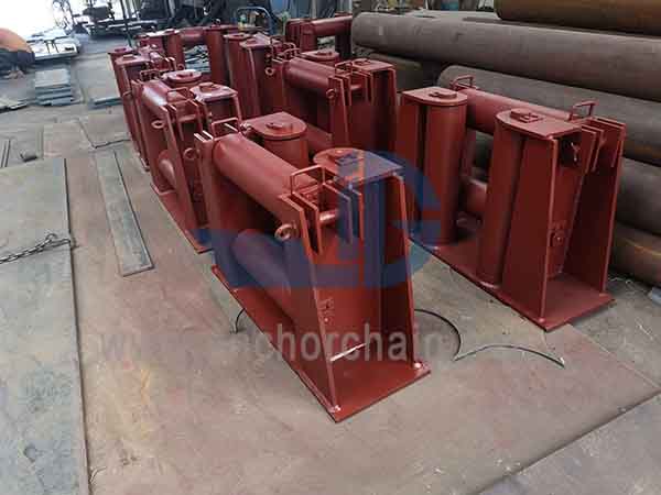 CB 3062-79 Four Roller Fairlead Typ BB