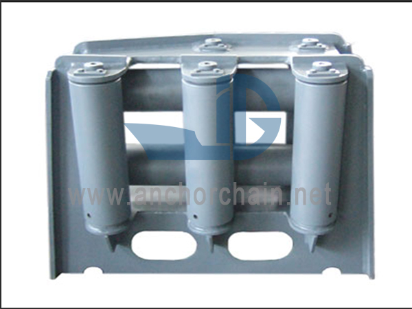 CB 3062-79 Nine Roller Fairlead Typ E
