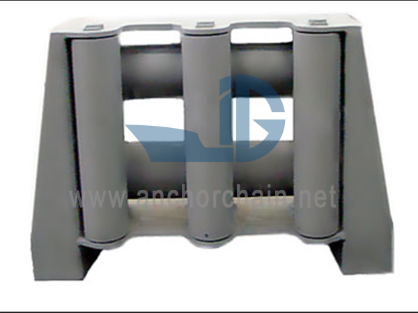 CB 3062-79 Seven Roller Fairlead Typ D